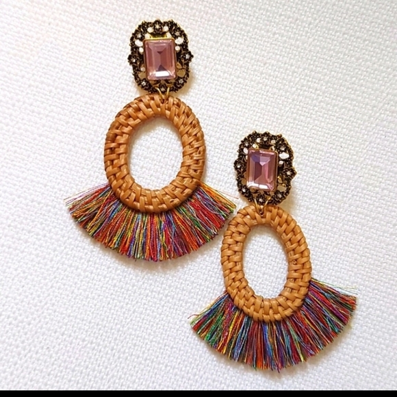 Thread earrings - Picture 4 of 7